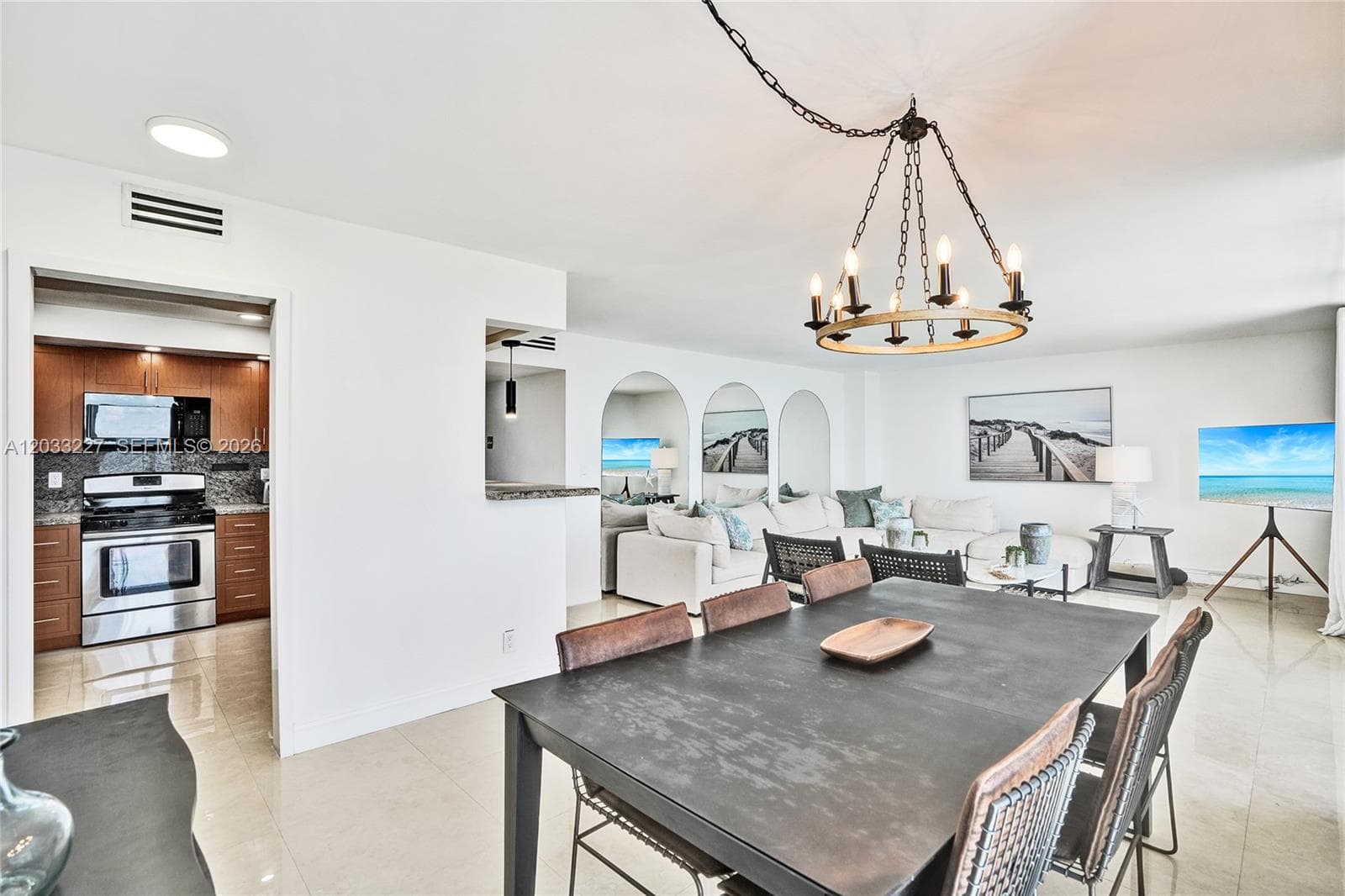 2030 S Ocean Dr 821 photo 6