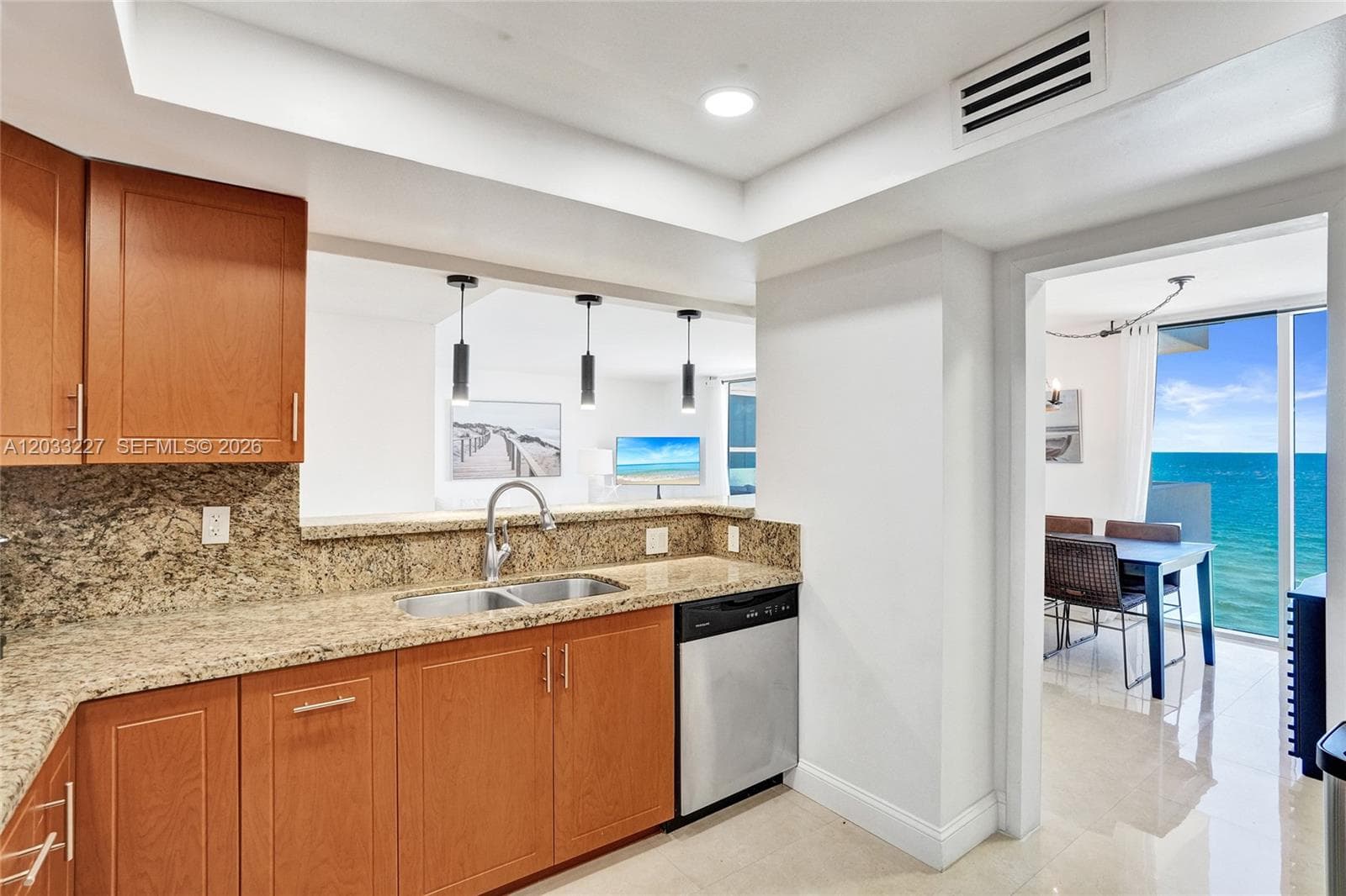 2030 S Ocean Dr 821 photo 10