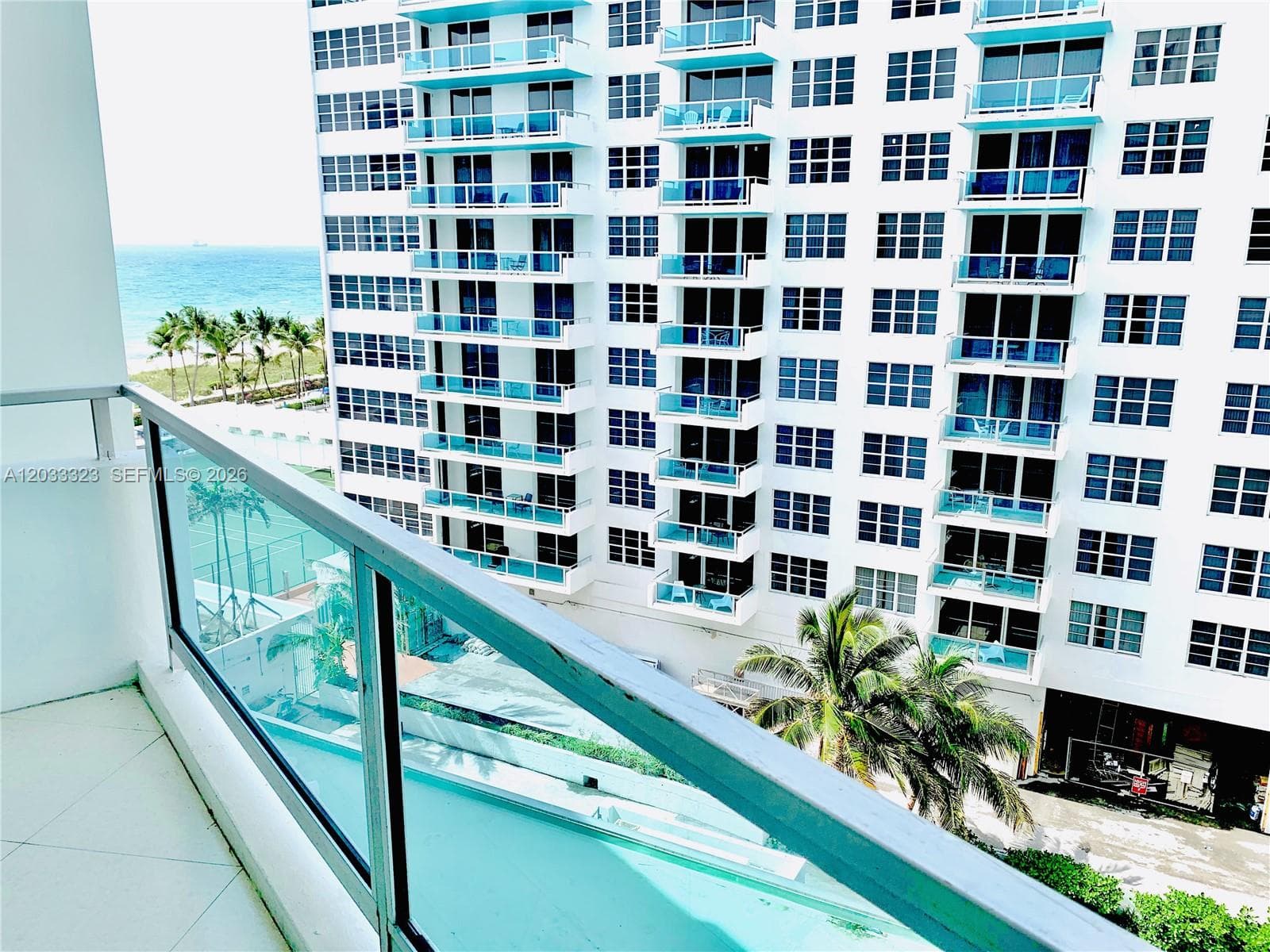 5151 Collins Ave 828 photo 1