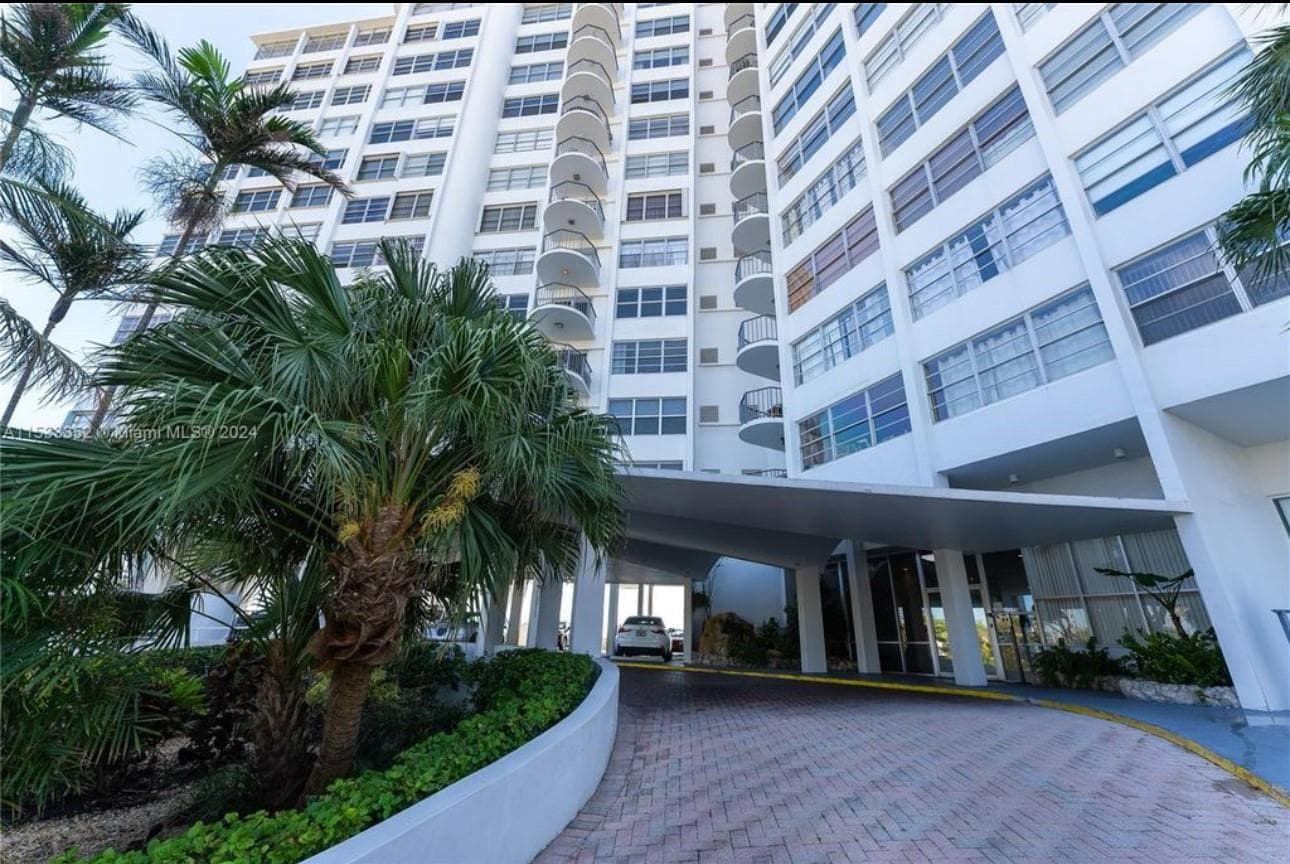 11930 N Bayshore Drive 302 photo 11