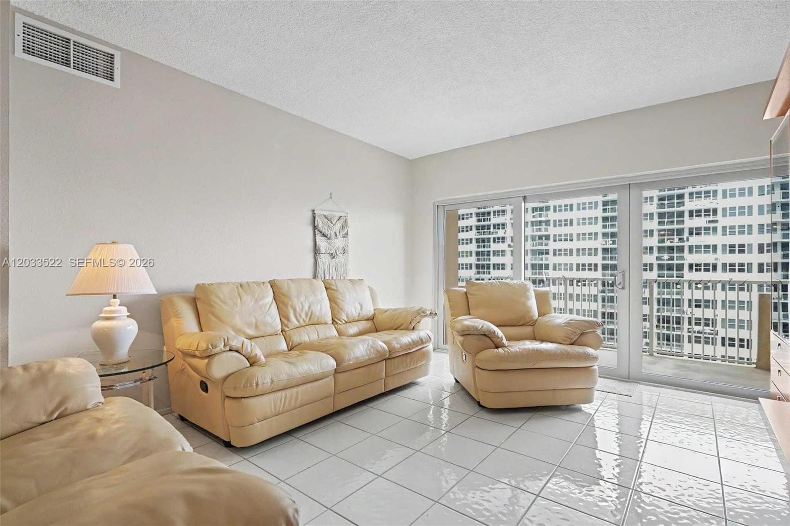 1980 S Ocean Dr 15A photo 4