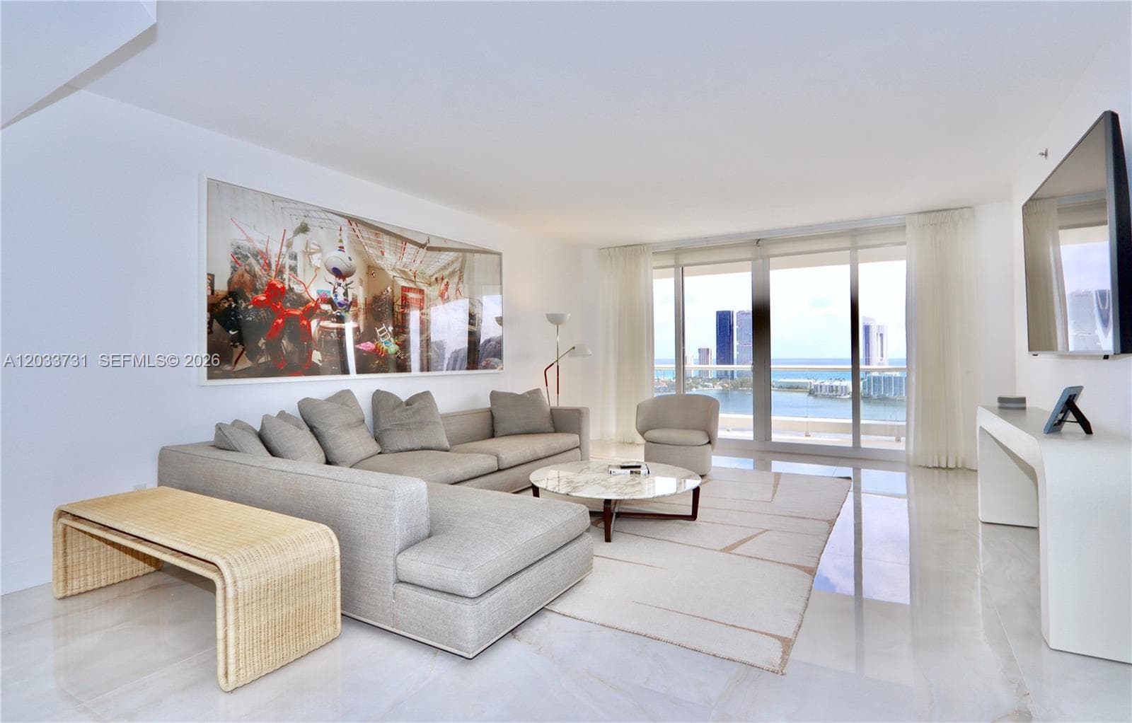 7000 Island Blvd 2605 photo 1