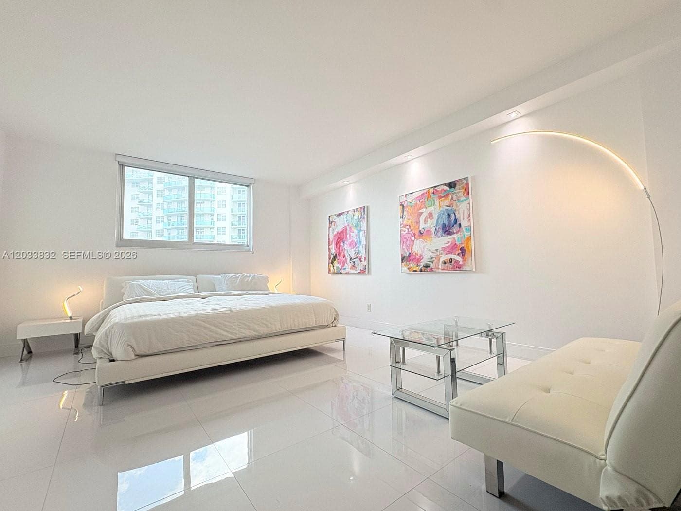 19380 Collins Ave 827 photo 10