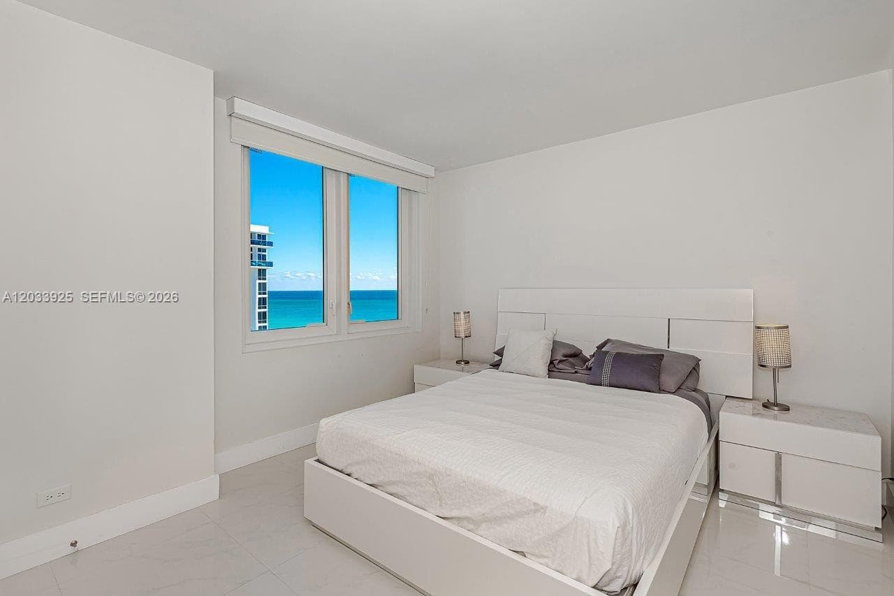 2301 Collins Ave 1416 photo 14