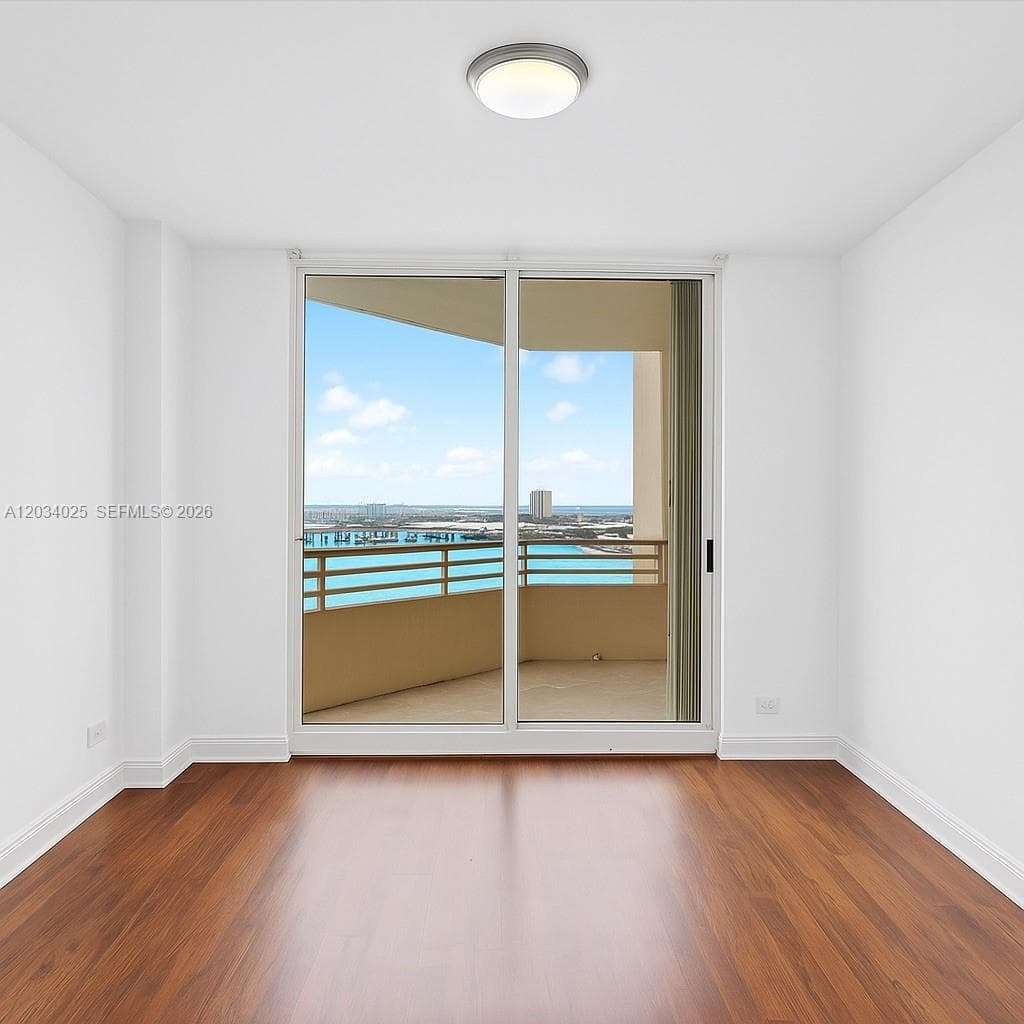 888 Brickell Key 2510 photo 16