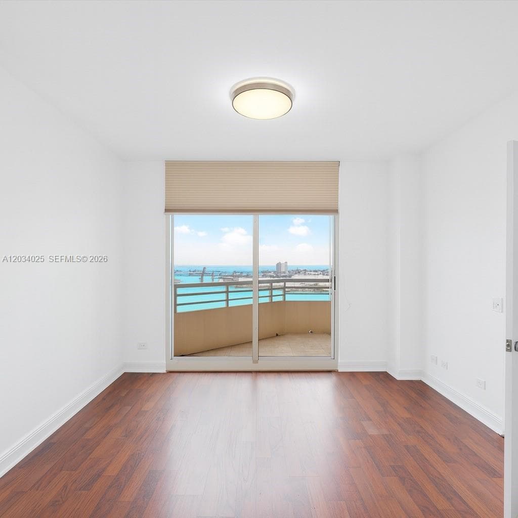 888 Brickell Key 2510 photo 12