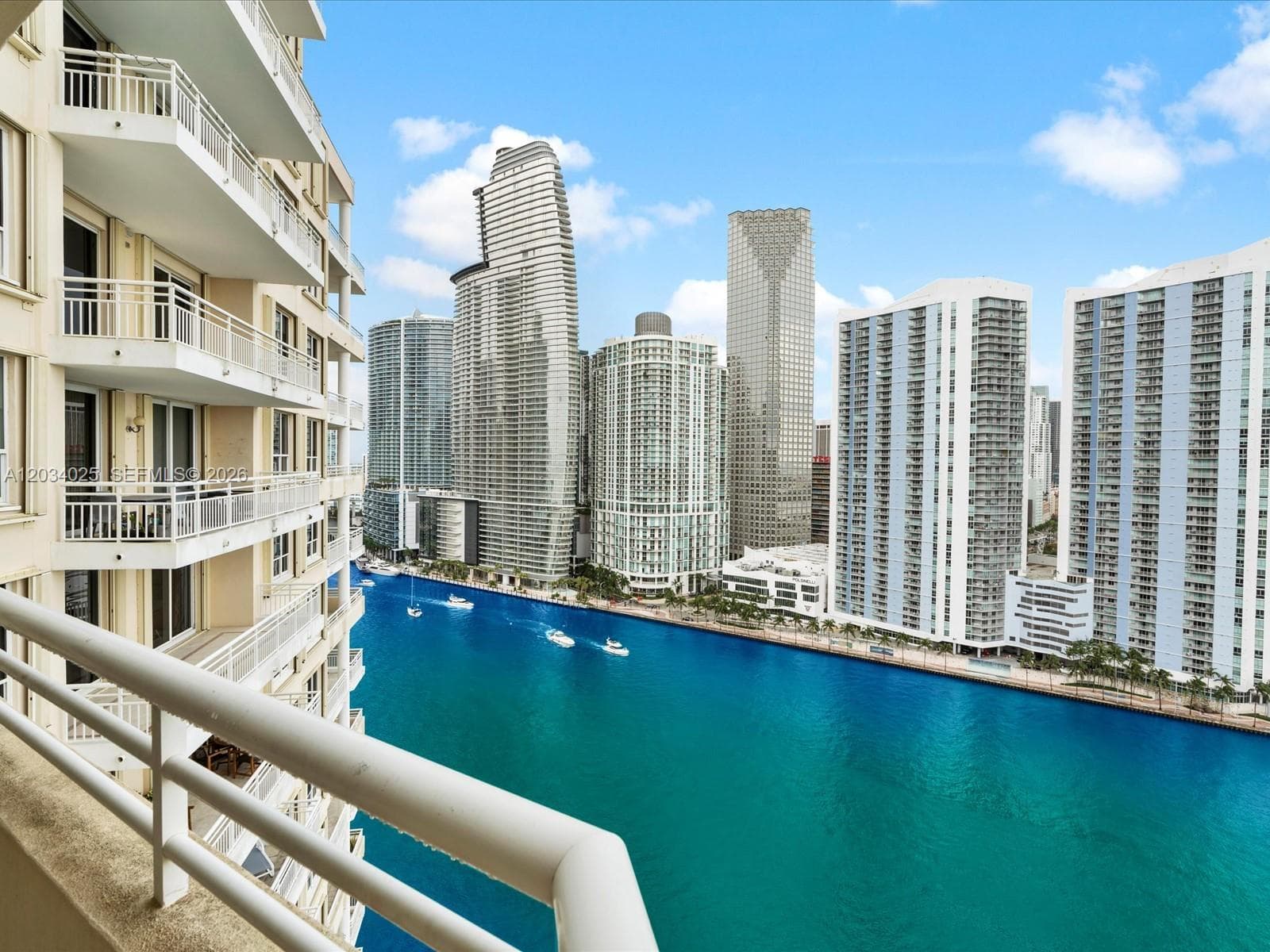 888 Brickell Key 2510 photo 7