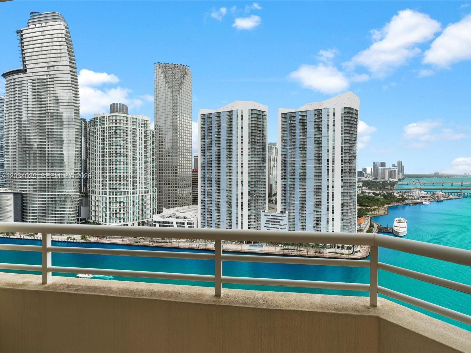 888 Brickell Key 2510 photo 3