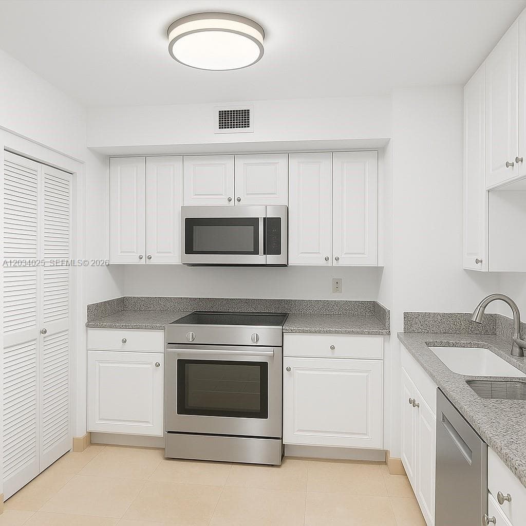 888 Brickell Key 2510 photo 20