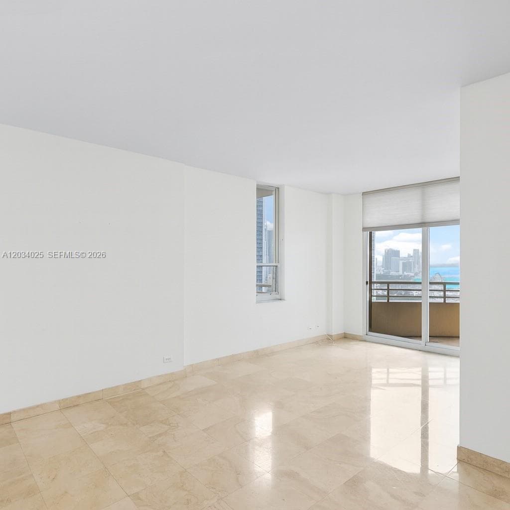 888 Brickell Key 2510 photo 10