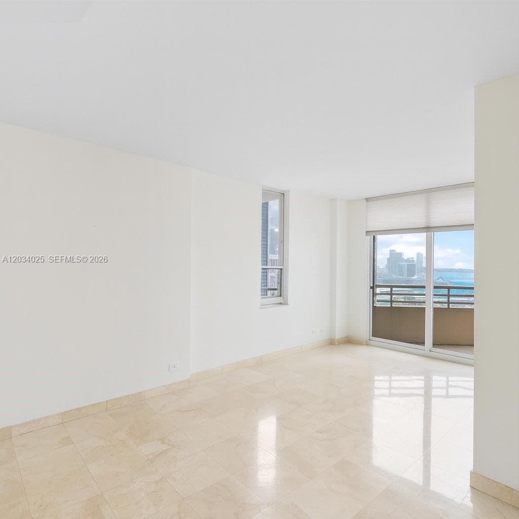 888 Brickell Key 2510 photo 11