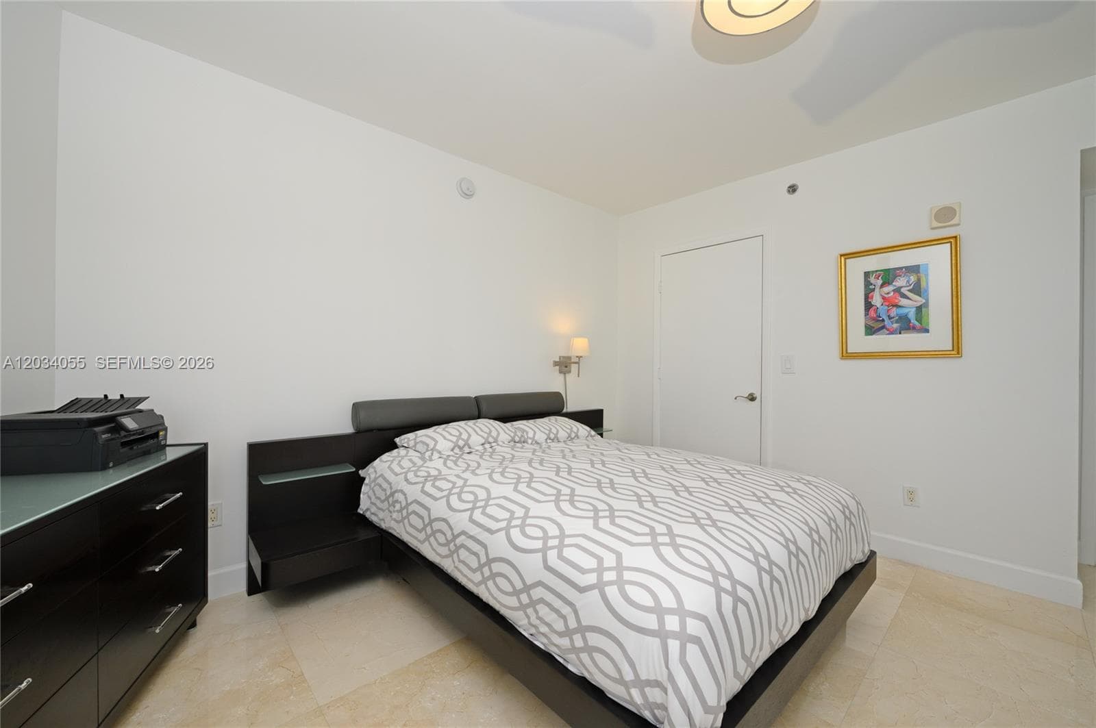 17201 Collins Ave 1508 photo 17