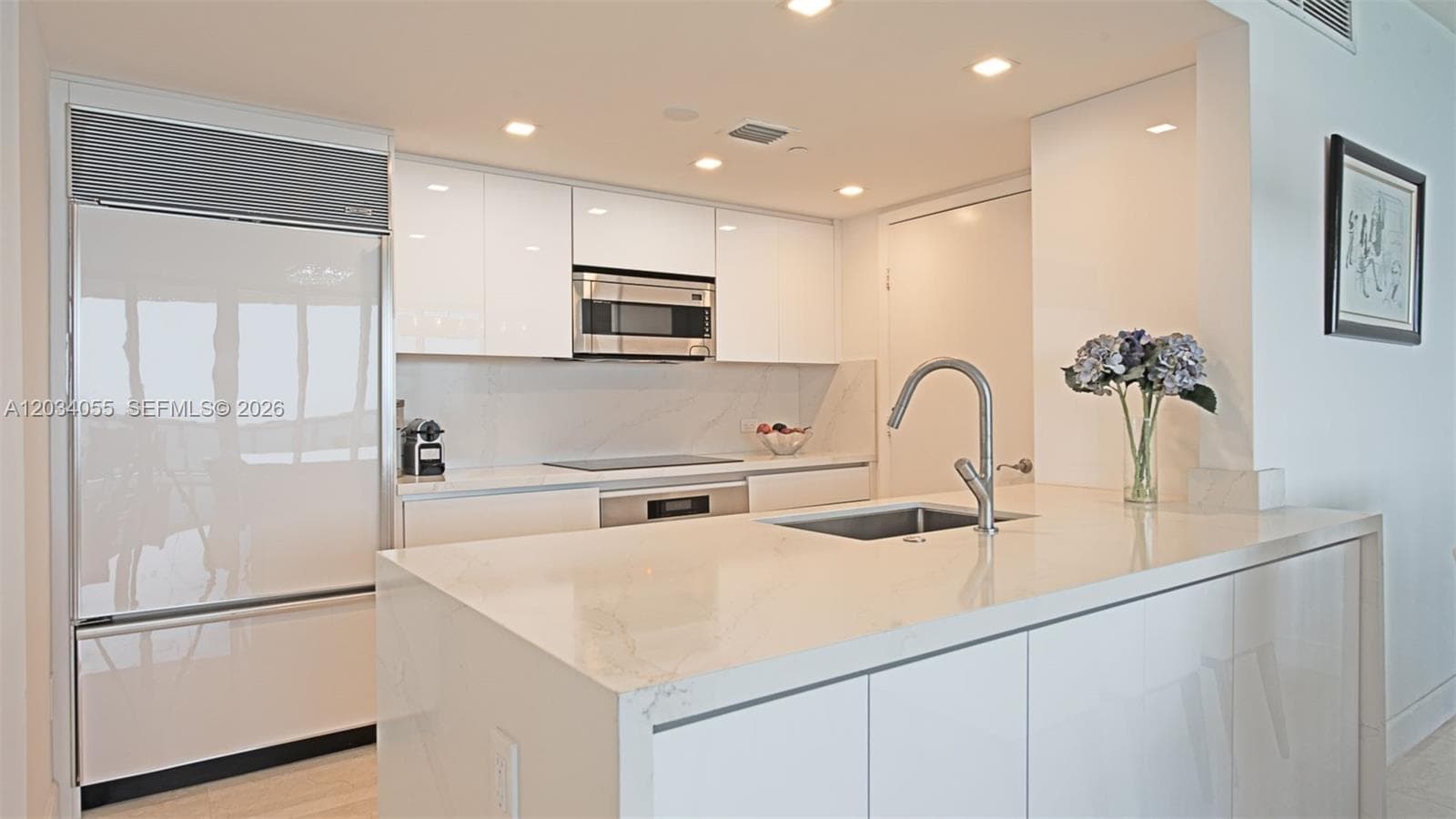 17201 Collins Ave 1508 photo 7