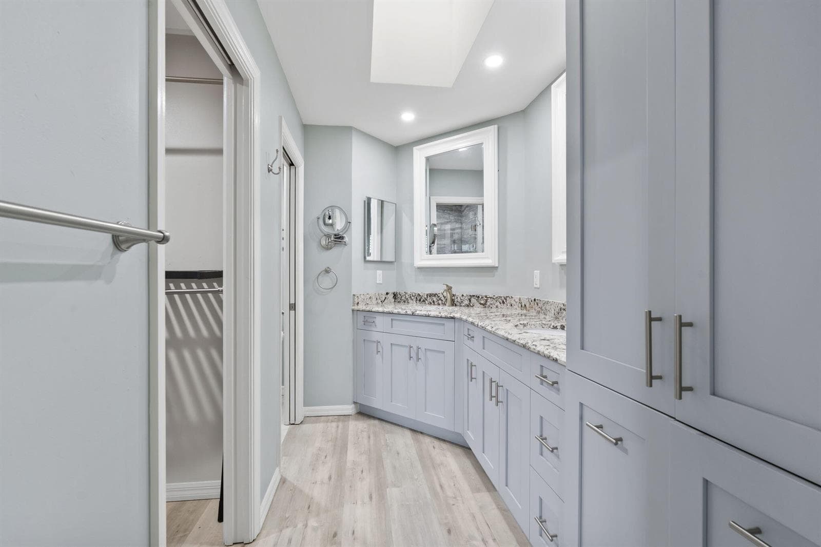 6102 SE Landing Way 14 photo 9
