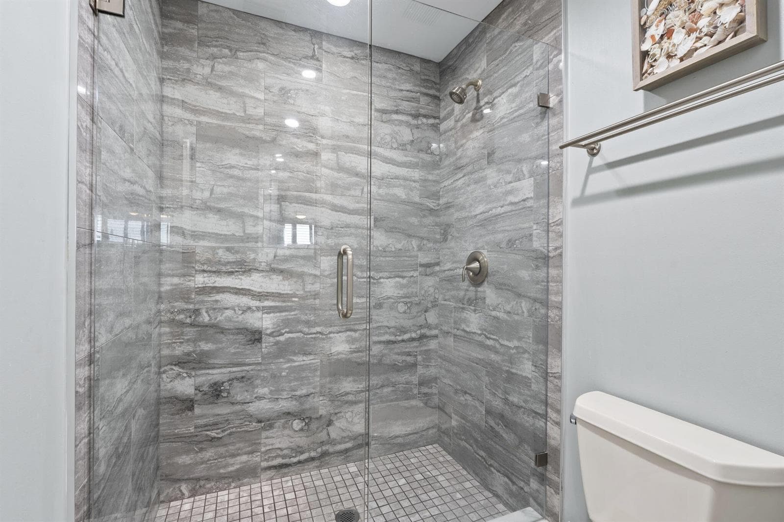 6102 SE Landing Way 14 photo 8