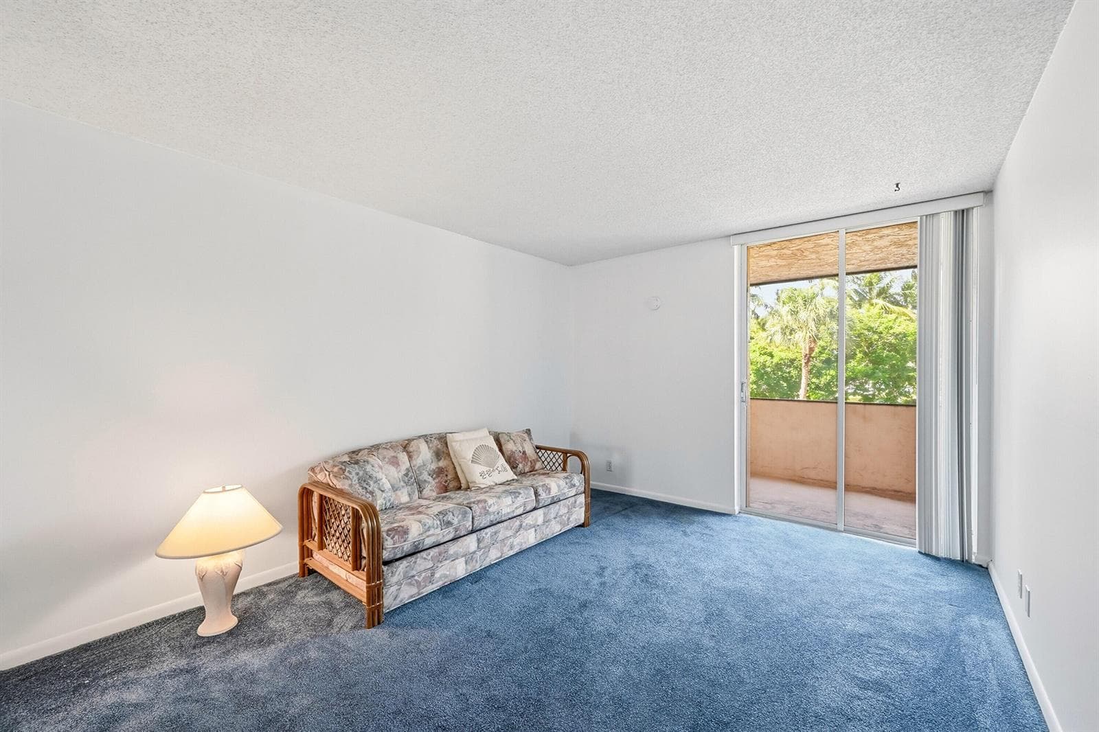 740 S Federal Highway 208 photo 12