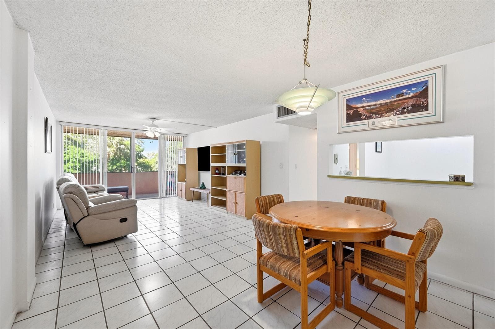 740 S Federal Highway 208 photo 19