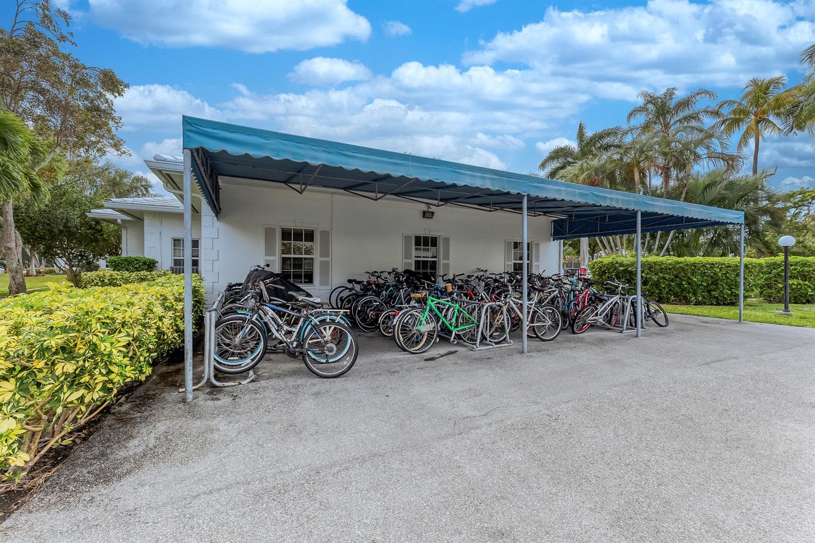 6457 Bay Club Drive 4 photo 19