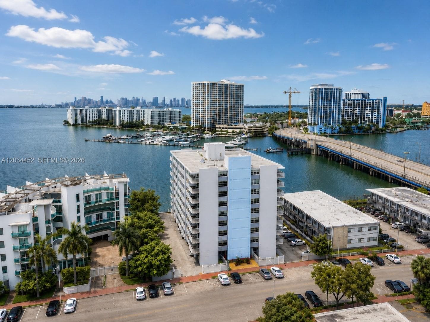 2016 Bay Dr 504 photo 1