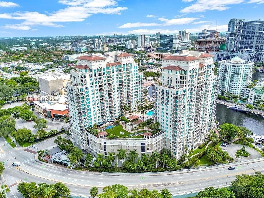 610 W Las Olas Blvd 312N photo 2