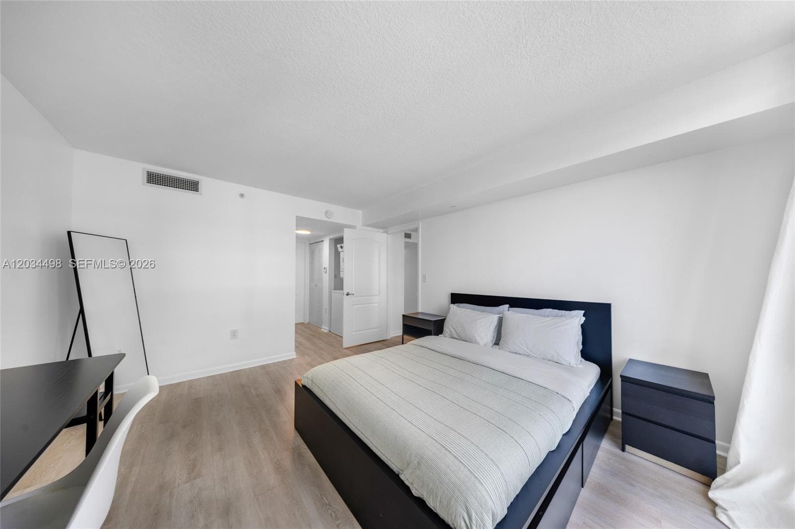 2101 Brickell Ave 605 photo 17