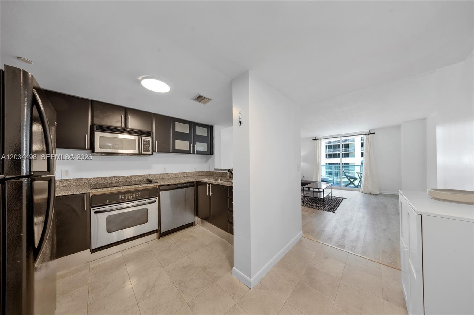 2101 Brickell Ave 605 photo 5
