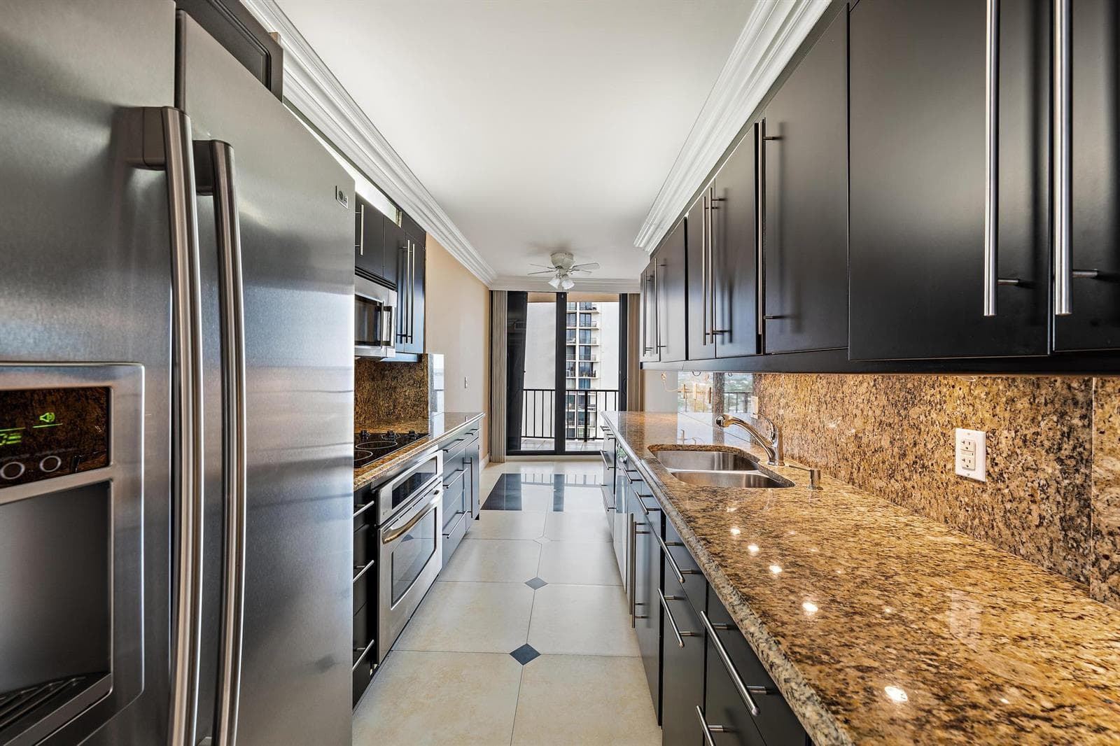 4200 N Ocean Drive 1-1404 photo 9