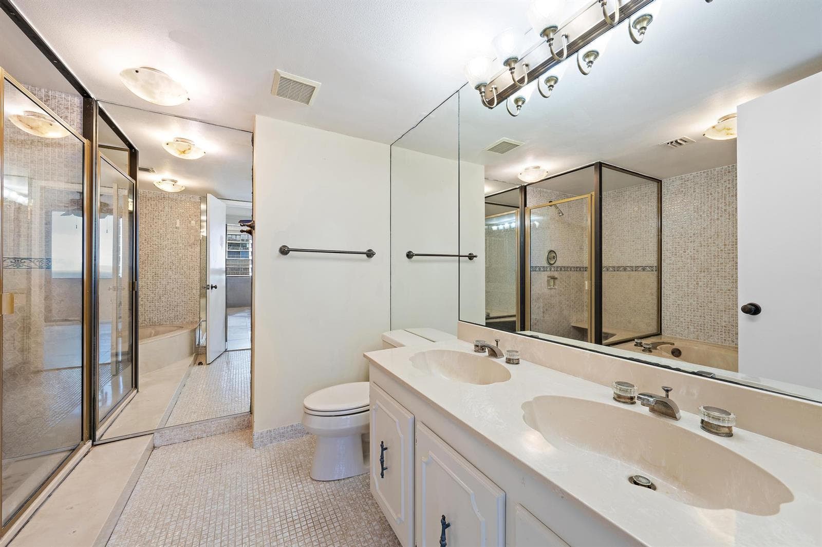 4200 N Ocean Drive 1-1404 photo 14