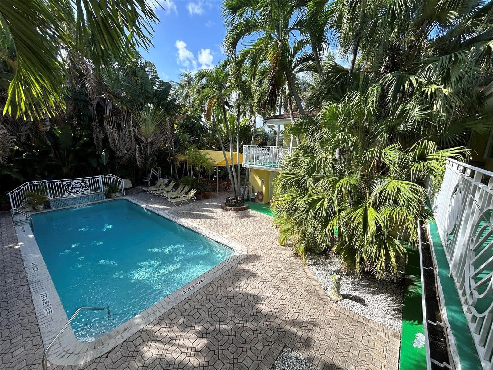 77 Hendricks Isle 10 photo 15