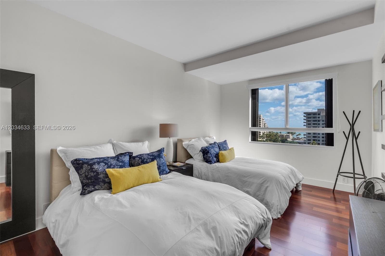 802 photo 16