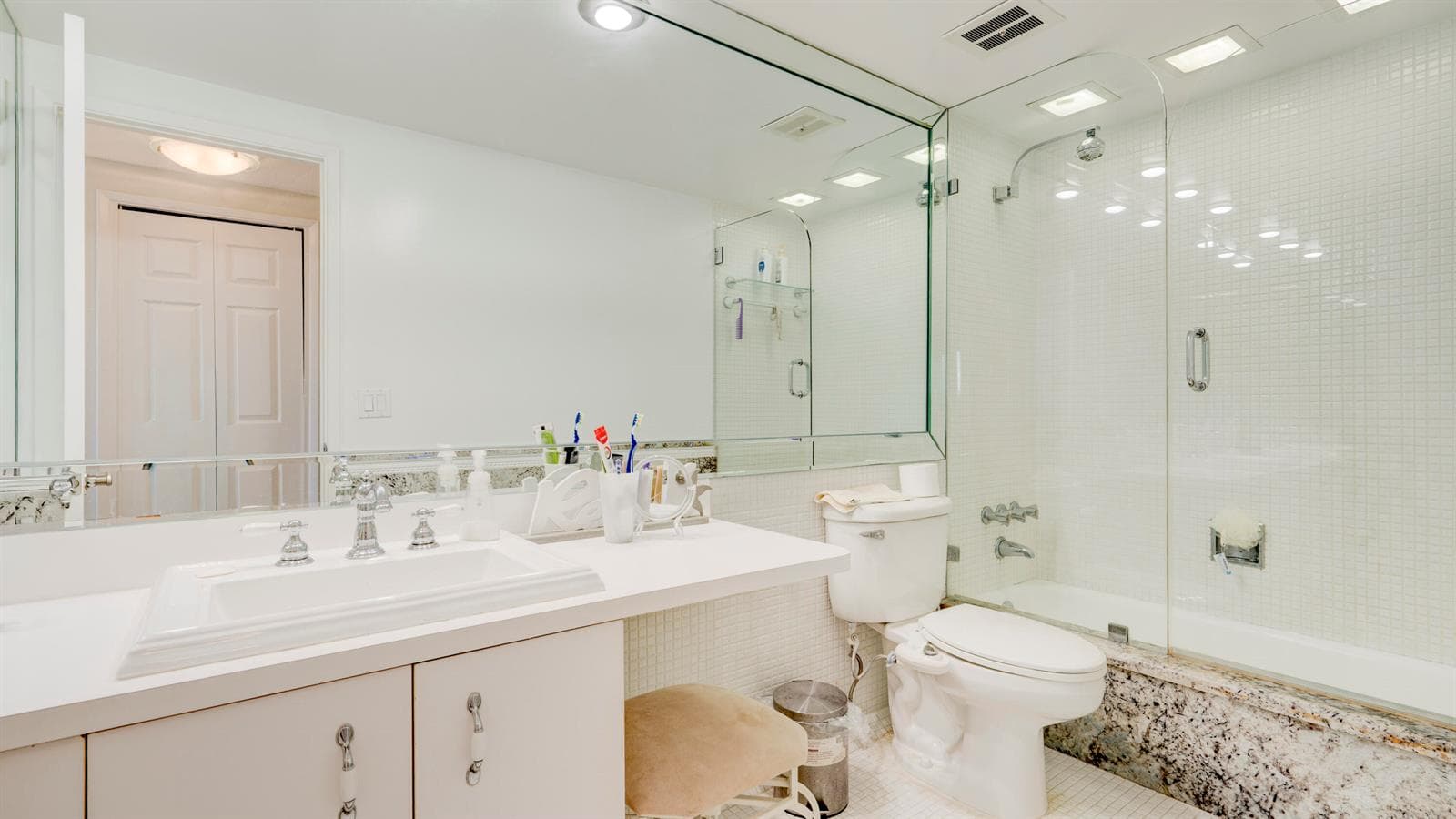 3800 Galt Ocean Drive 515 photo 12