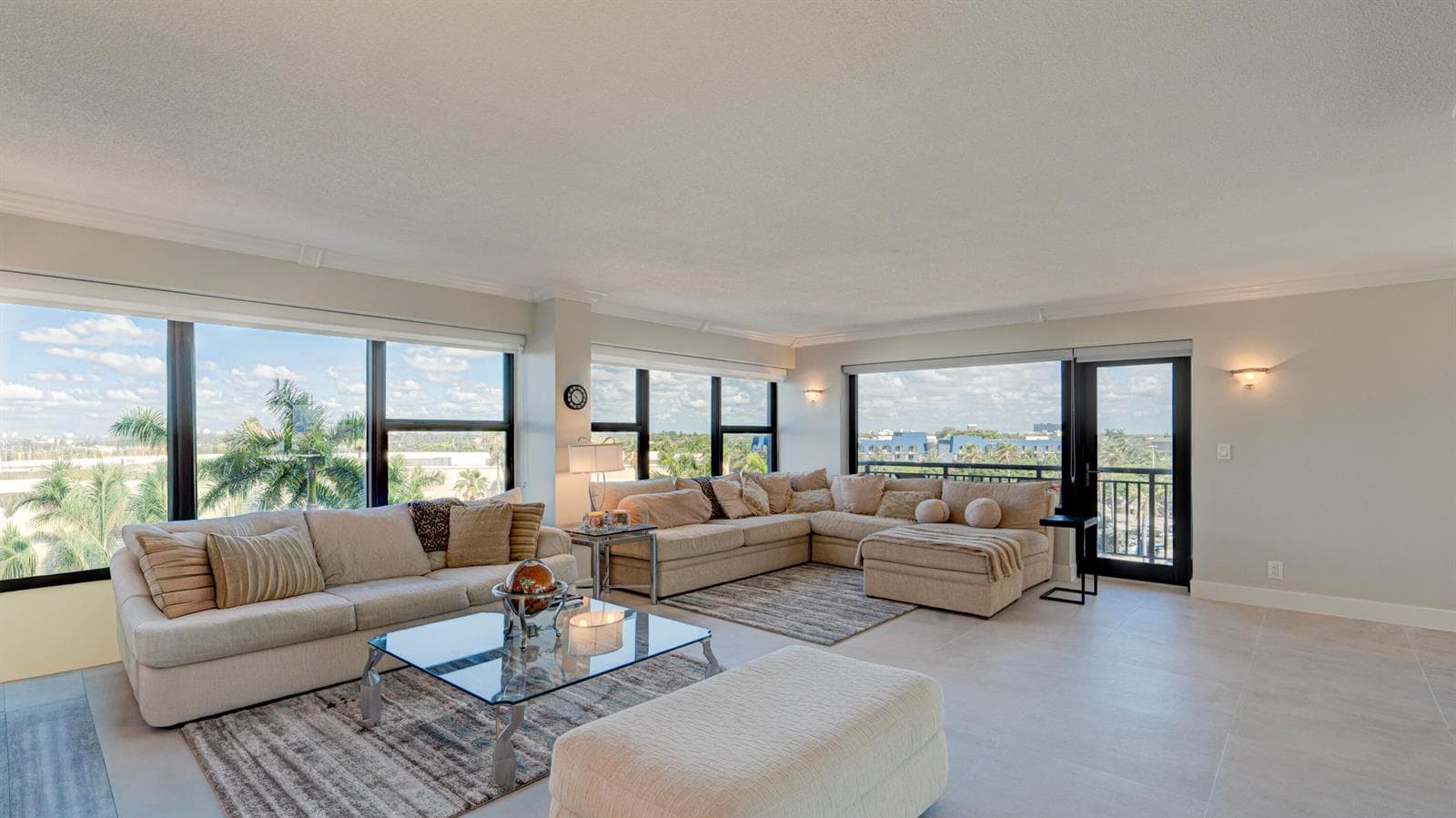 3800 Galt Ocean Drive 515 photo 1