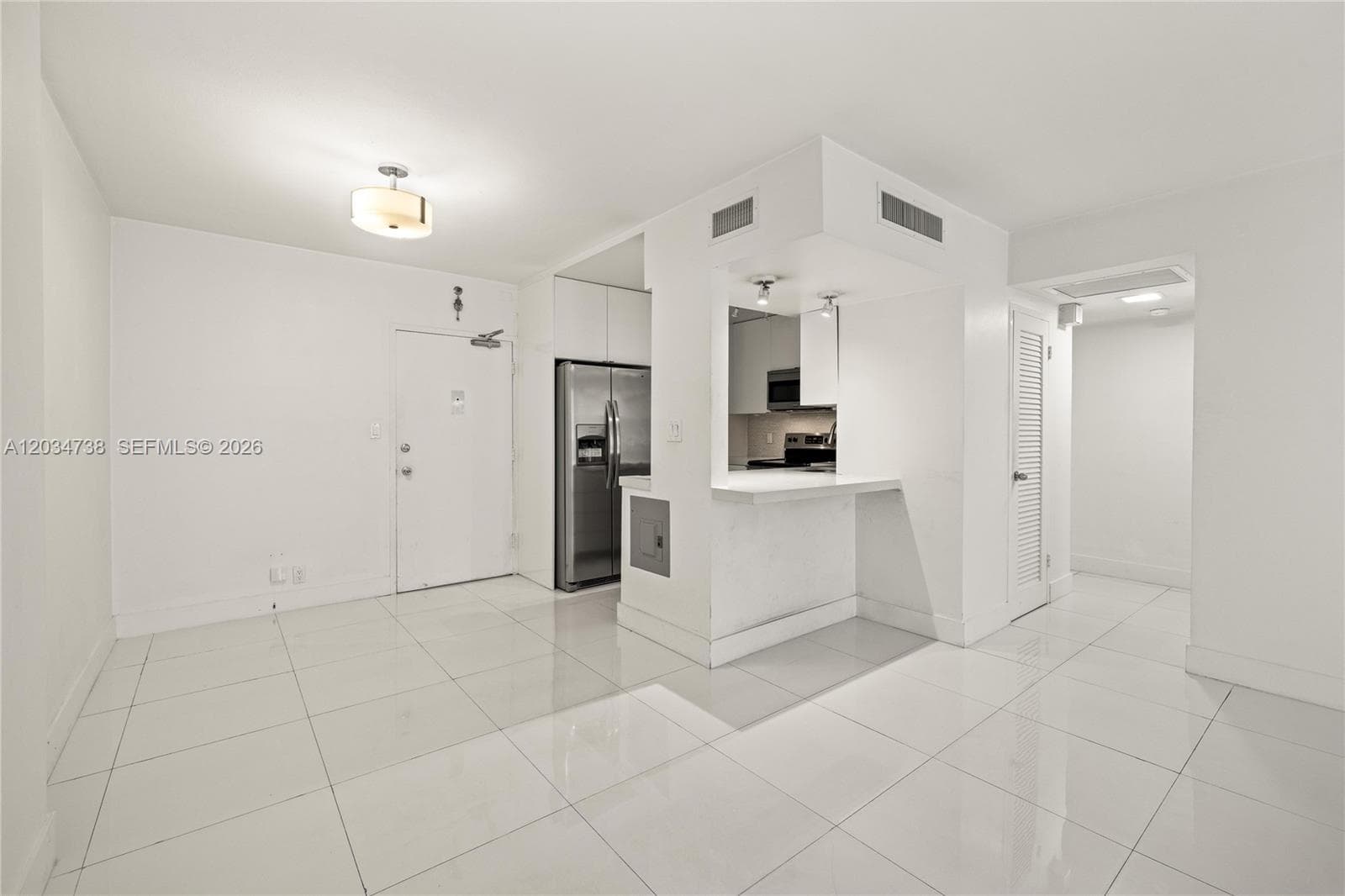 1200 West Ave 622 photo 4