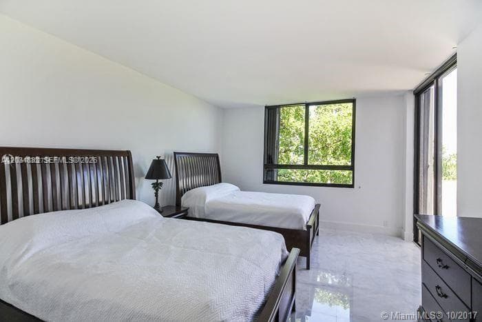 101 Crandon Blvd 474 photo 8