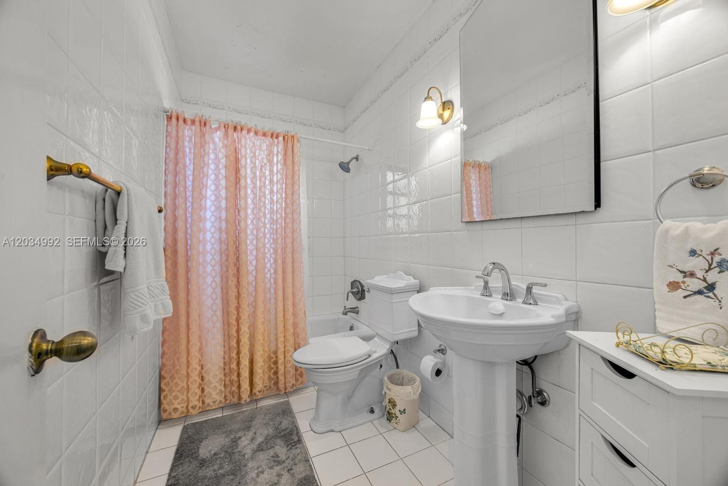 740 Jeronimo Dr photo 16
