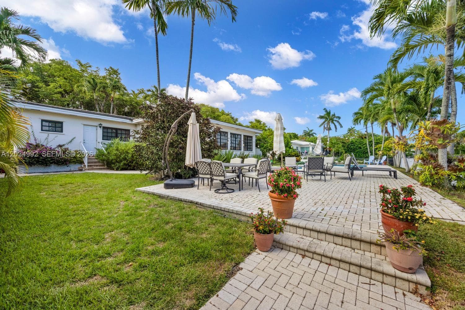 740 Jeronimo Dr photo 14