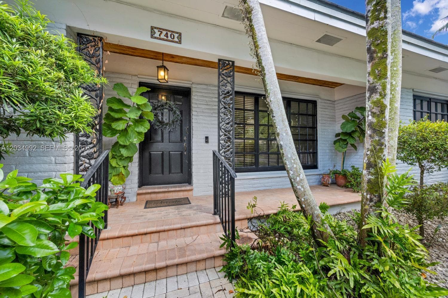 740 Jeronimo Dr photo 4