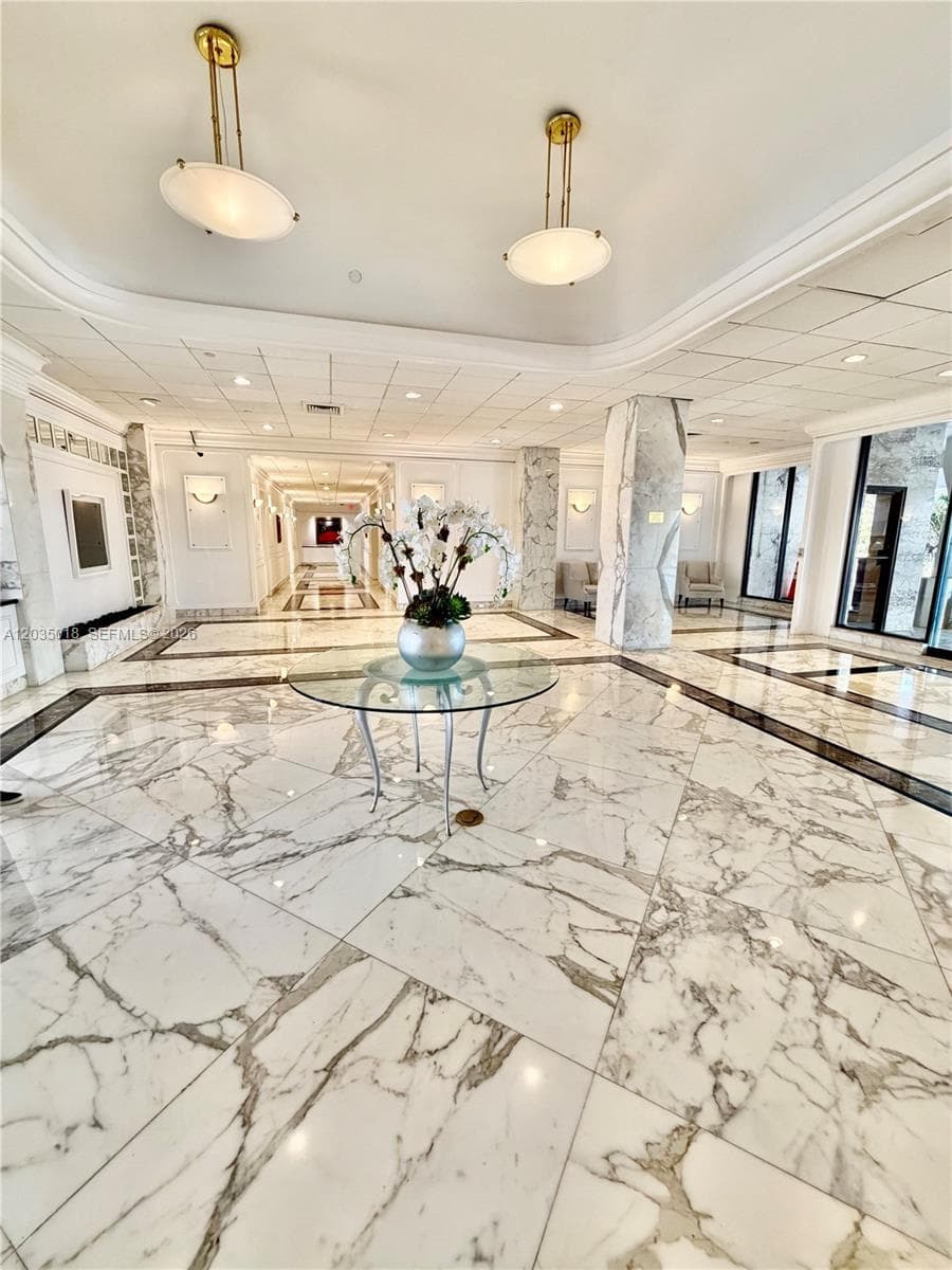 5700 Collins Ave 14M photo 1