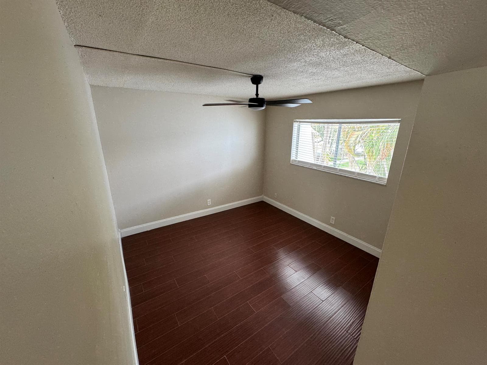 725 Hummingbird Way 210 photo 16