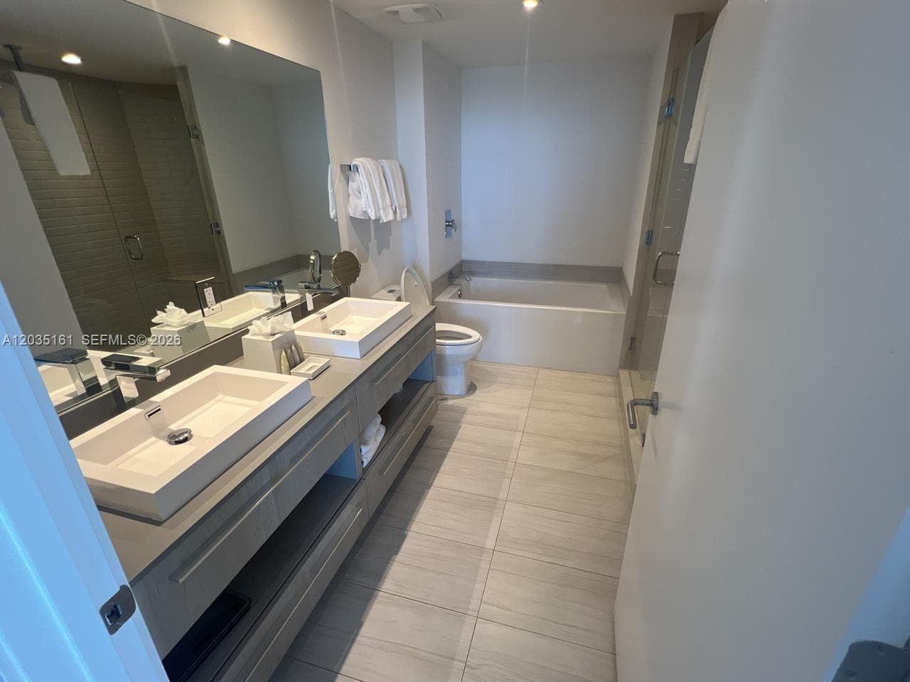 4010 S OCEAN DR R2402 photo 17