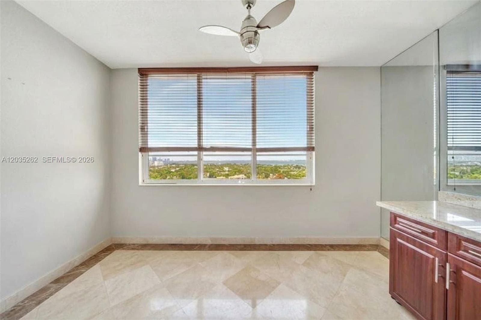 5005 Collins Ave PH02 photo 10