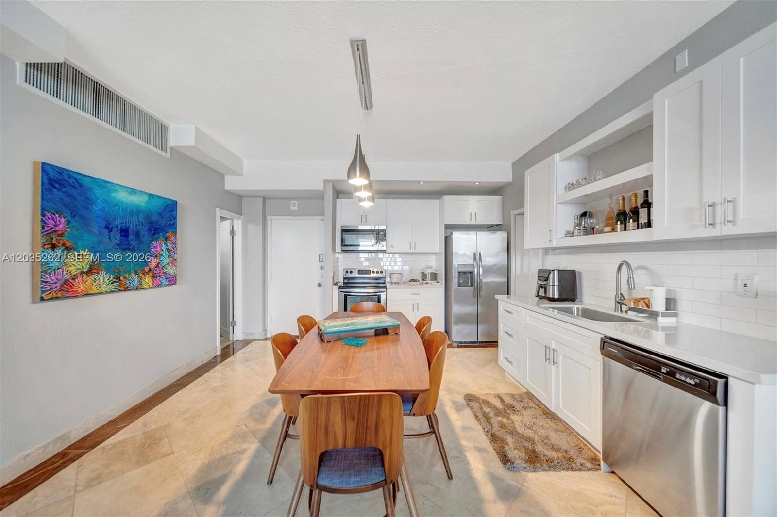 5005 Collins Ave PH02 photo 4
