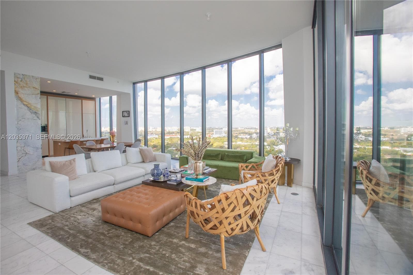 2821 S Bayshore Dr 20D photo 2