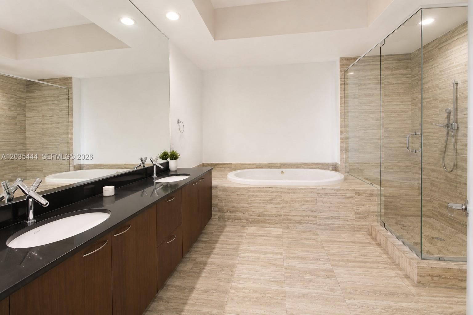 15901 Collins Ave 403 photo 13