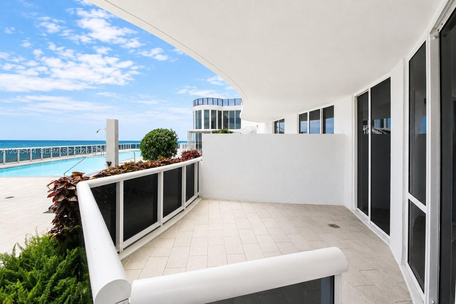 15901 Collins Ave 403 photo 20