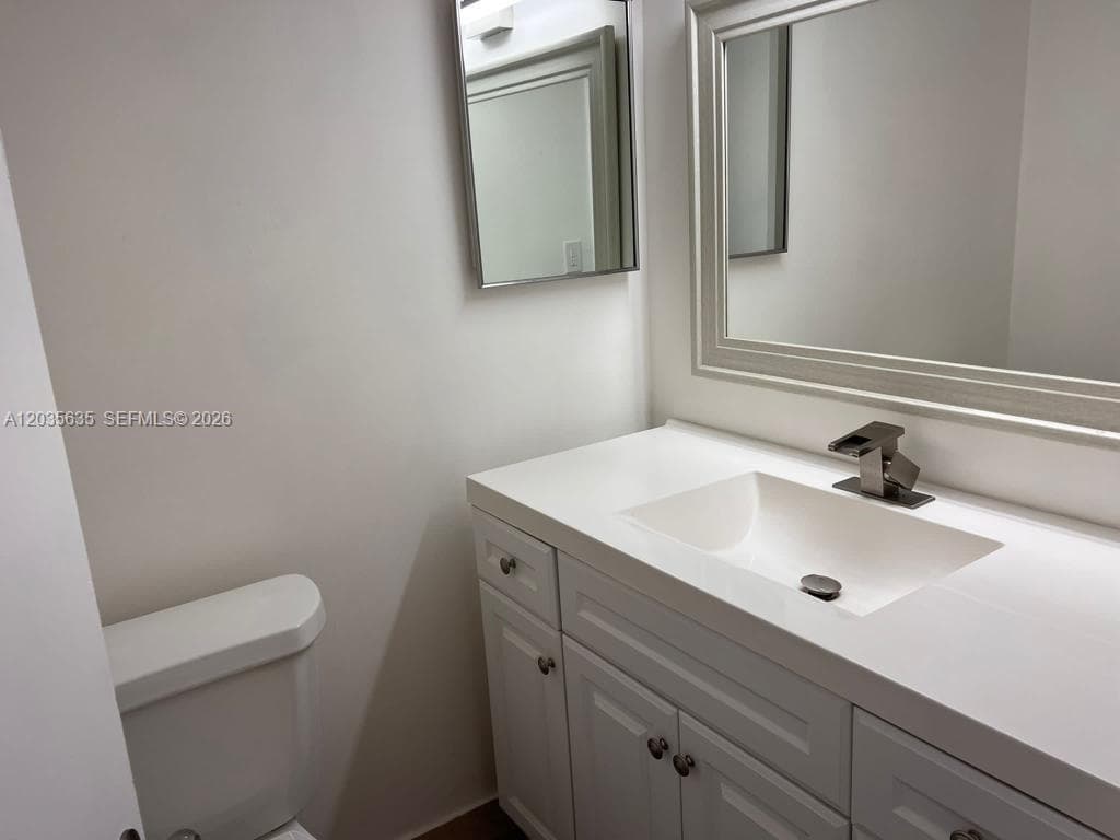 3800 S Ocean Dr 1808 photo 22