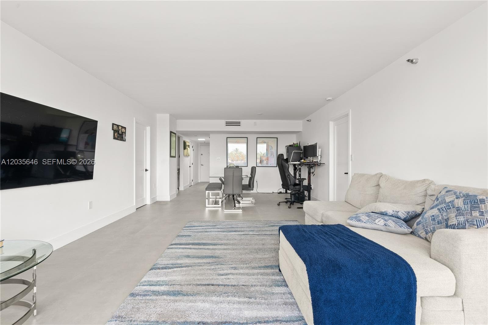 20505 E Country Club Dr 331 photo 5