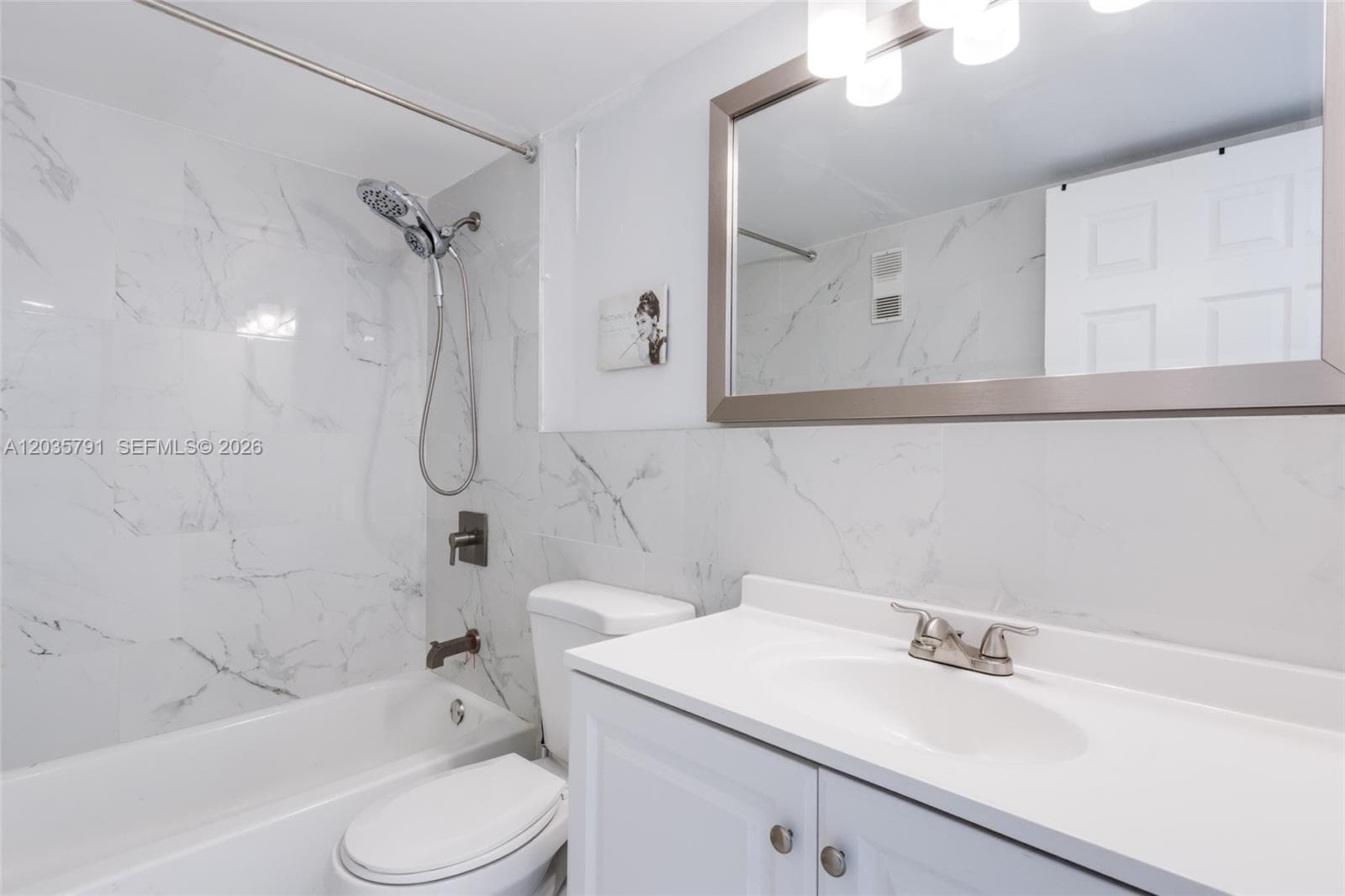 3527 NE 168th St 309 photo 23
