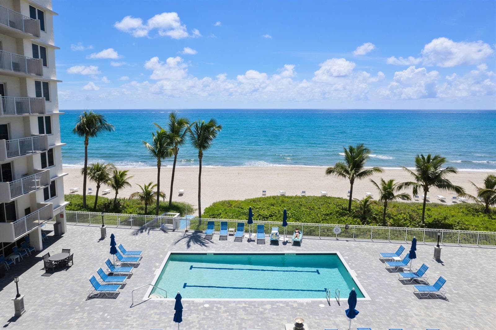 3301 S Ocean Boulevard 109 photo 4