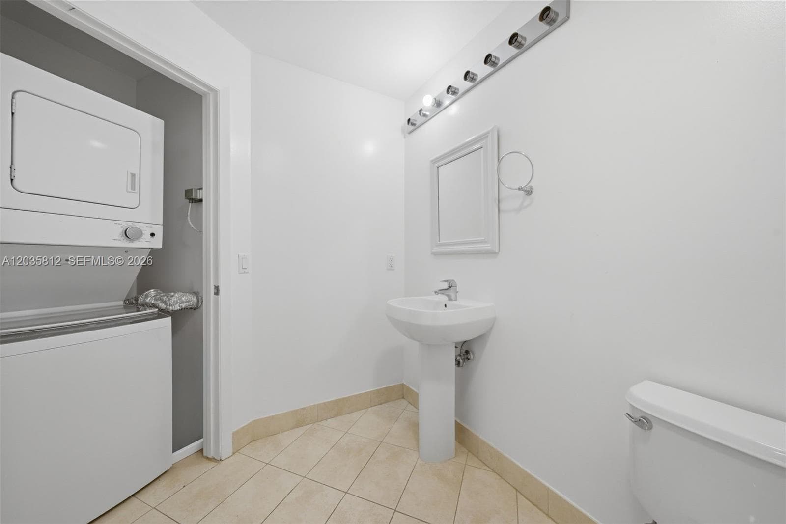1900 N Bayshore Dr 2207 photo 4